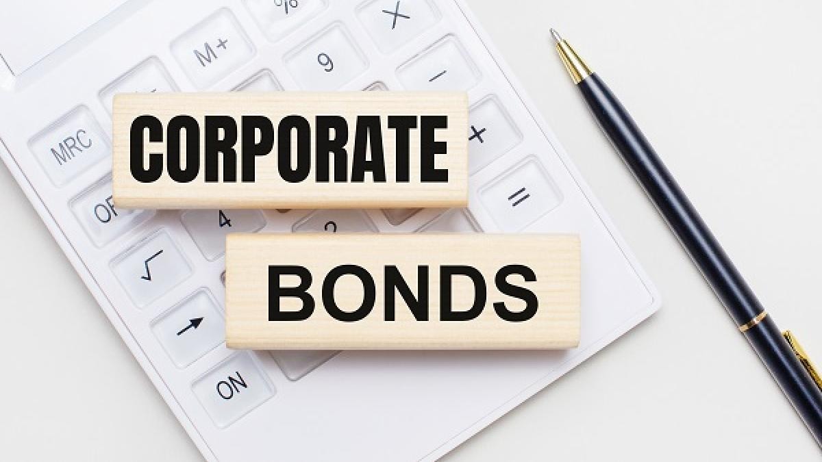 Public issues of corporate bond zoom to a four-year high shows data