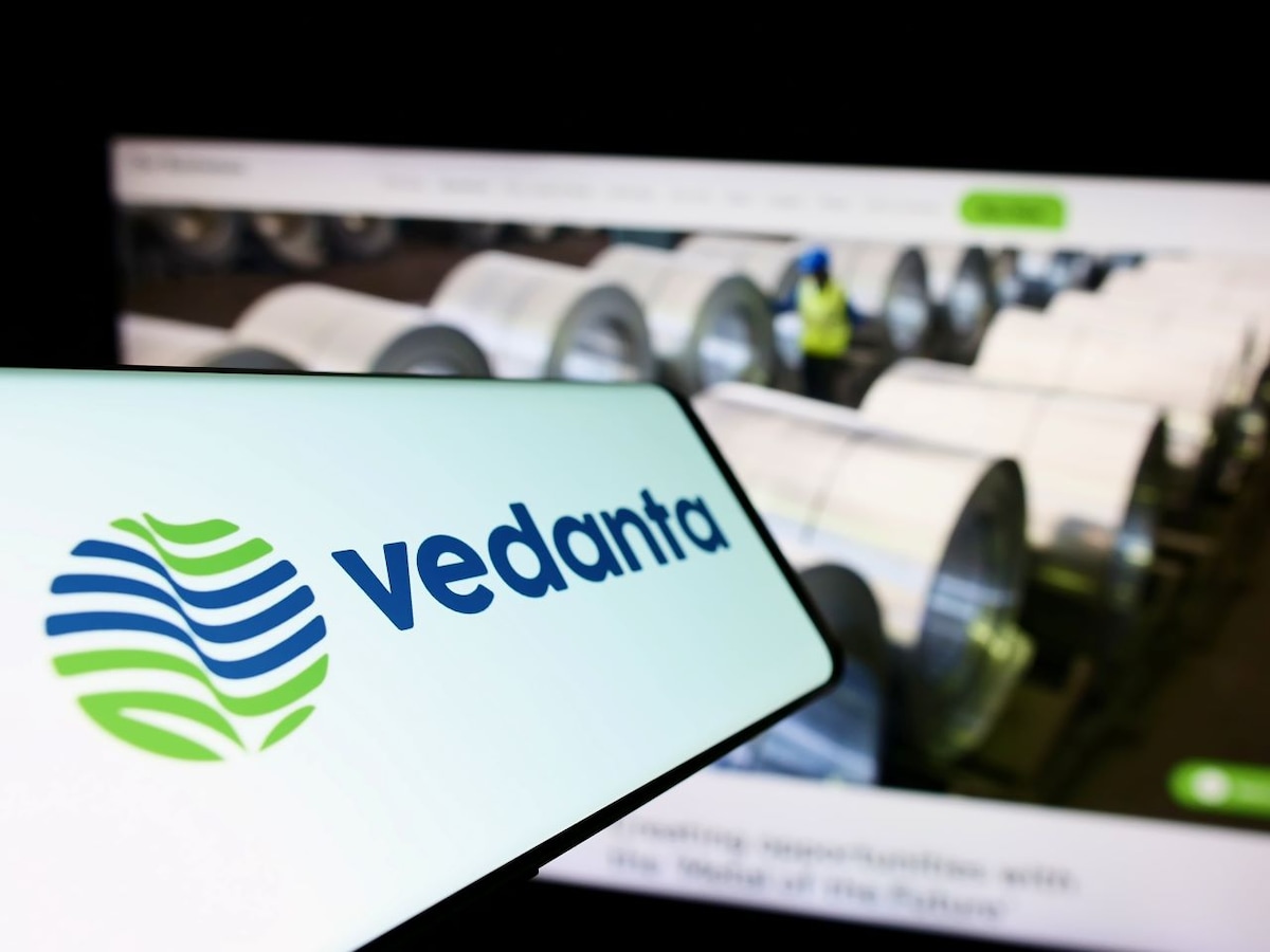 Vedanta hits 14-year high on fundraising plan; zooms 75% in 2 months