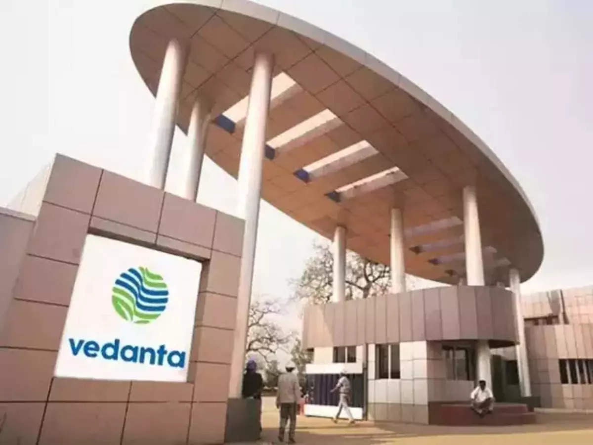Vedanta shares edge higher, cross Rs 500 mark post disclosure of 4th interim dividend date