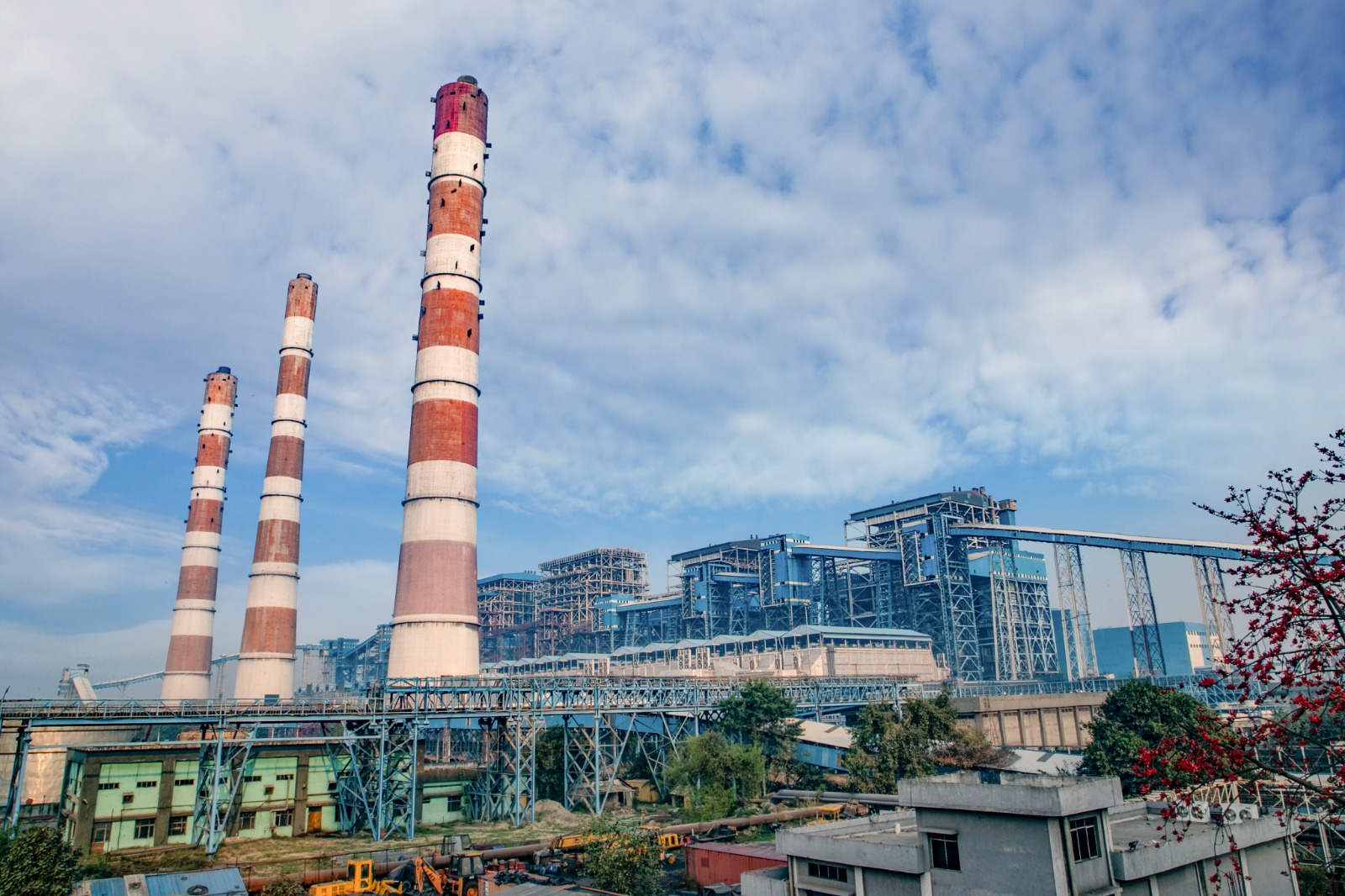 NTPC shares rise as IPObound arm signs renewable energy MoU with
