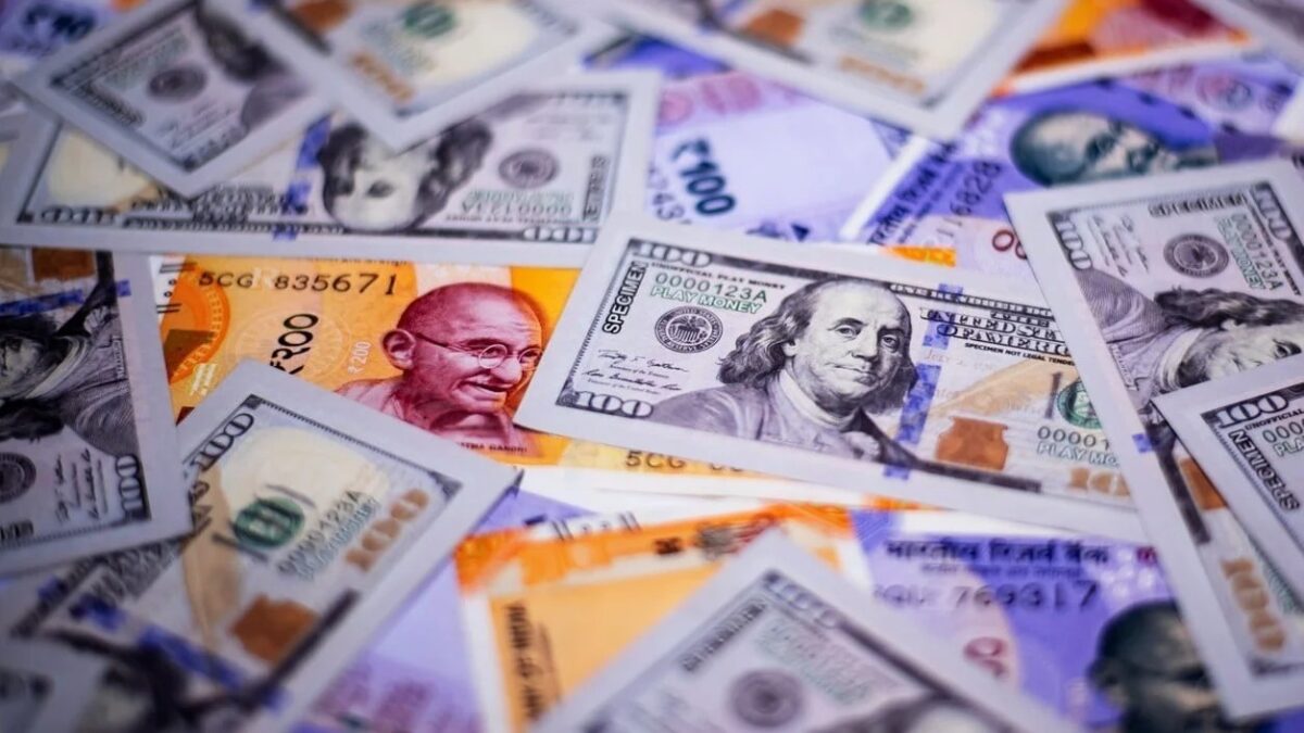 Rupee Breaches ₹88/USD: A Record Low Amid Mounting Tariff Tensions