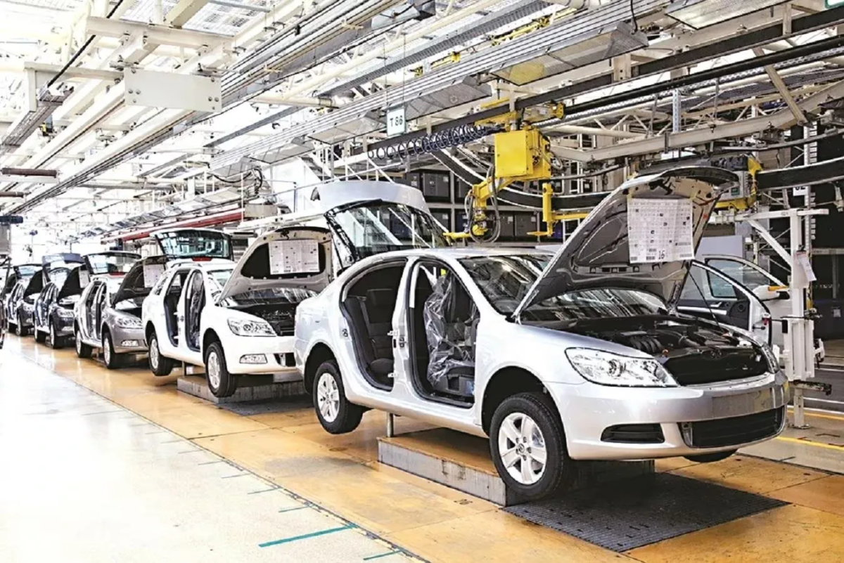 India Proposes Slashing Taxes on Small Cars Under Modi Reforms, Sending Auto Shares Higher