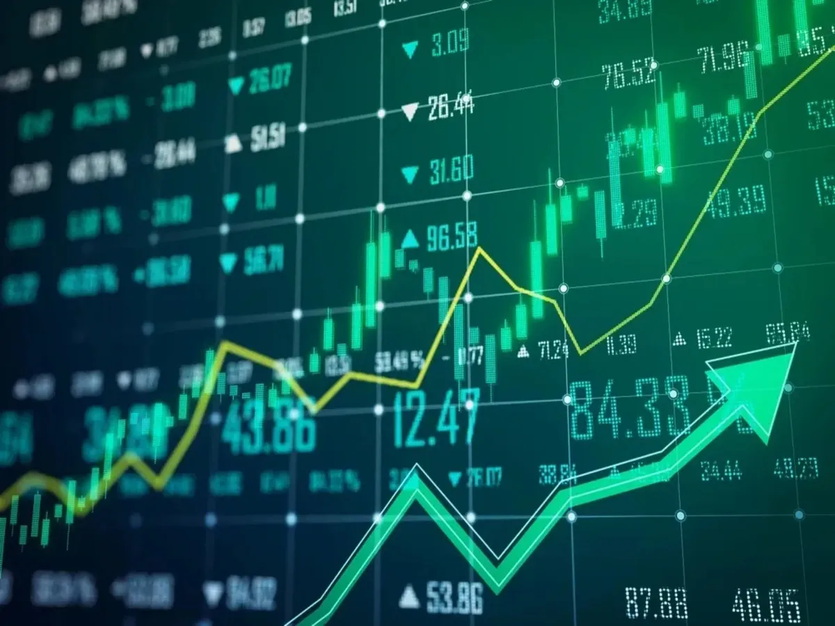 Closing Bell: Nifty Ends at 25,100, Sensex Gains 137 Points; Realty and Telecom Lead the Charge