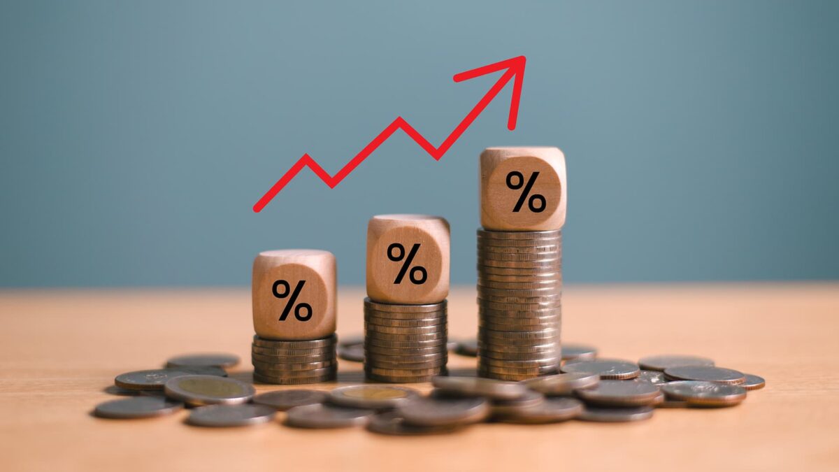 India’s Inflation Falls to Decade Low as Food Prices Ease and GST Cuts Boost Relief