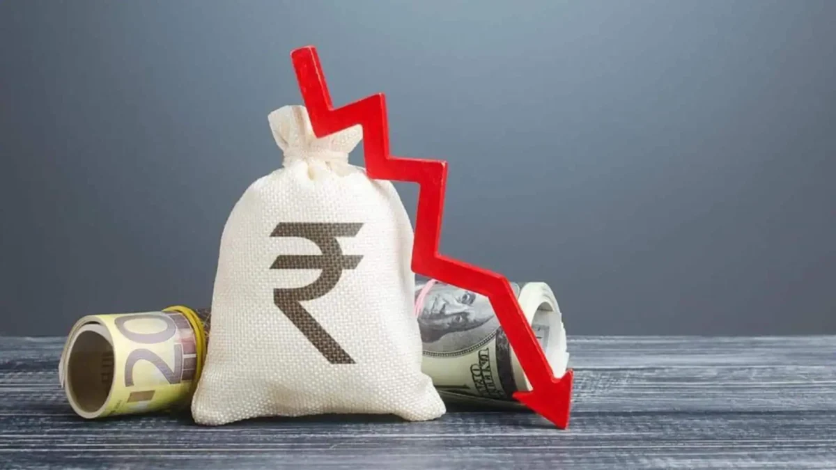 Rupee Slides to Record Low Amid Global Market Woes; Absence of RBI Intervention Deepens Concerns