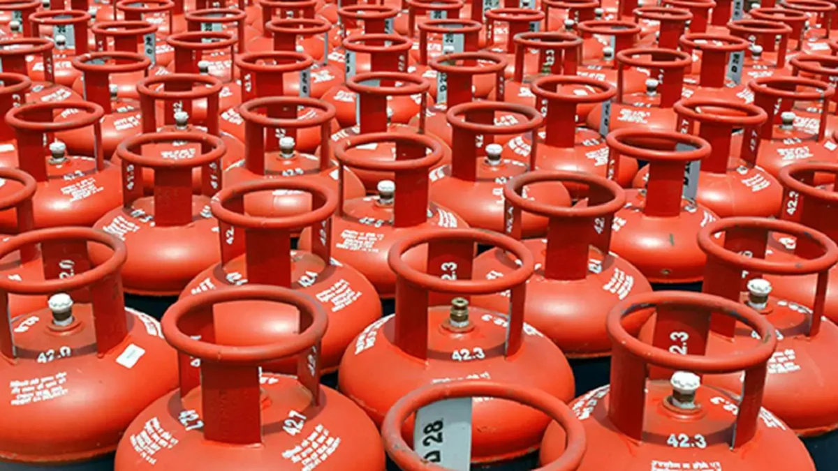 India Invokes Emergency Powers to Secure Cooking Gas: Refiners Ordered to Maximize LPG Production Amid West Asia Crisis